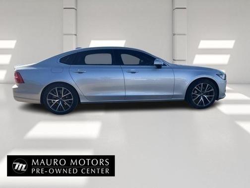 2018 Volvo S90 T5 Momentum