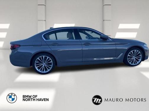 2022 BMW 530 i xDrive