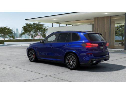 2026 BMW X5 M60i