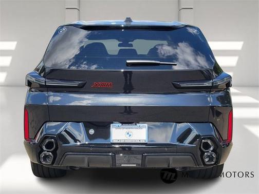 2026 BMW XM Label