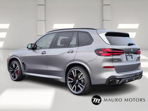 2026 BMW X5 M60i
