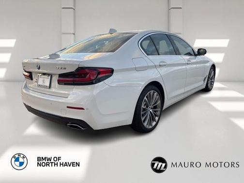 2022 BMW 530 i xDrive