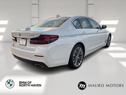 2022 BMW 530 i xDrive