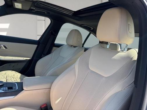 2023 BMW 330 xDrive