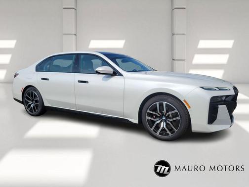 2025 BMW 760 i xDrive