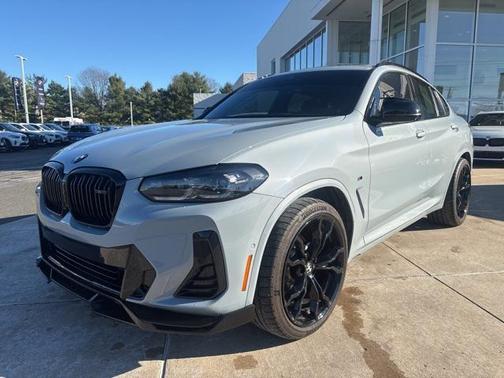 2022 BMW X4 xDrive30i