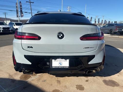 2022 BMW X4 xDrive30i