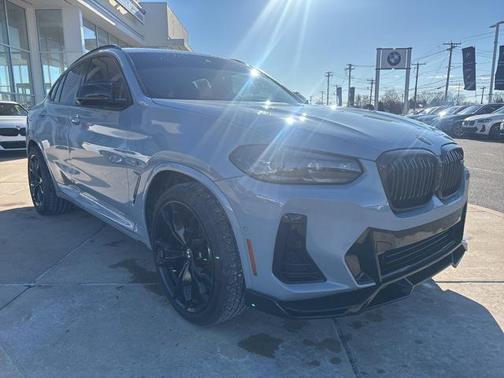 2022 BMW X4 xDrive30i