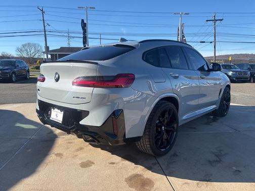 2022 BMW X4 xDrive30i