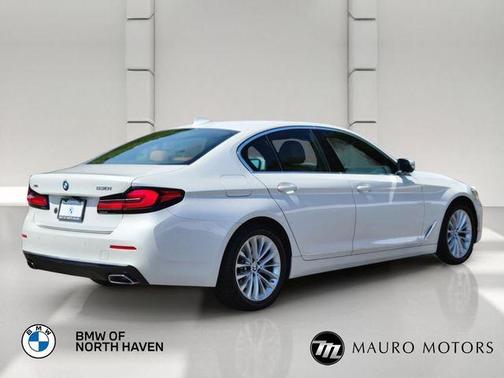 White 2023 BMW 530 i xDrive