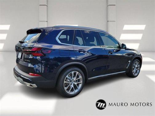 2026 BMW X5 PHEV xDrive50e