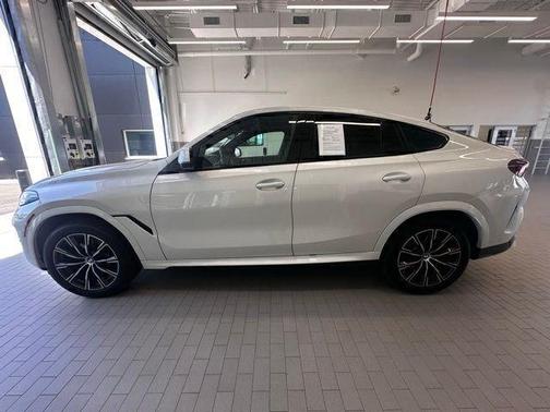 White 2024 BMW X6 xDrive40i