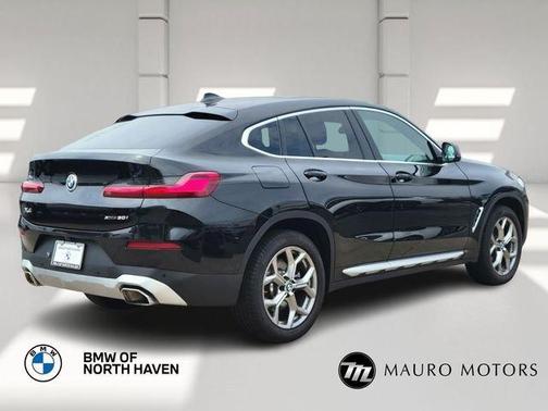 Black 2025 BMW X4 xDrive30i