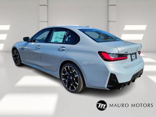 2025 BMW 330 i xDrive