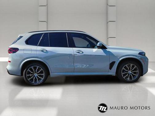 Gray 2026 BMW X5 xDrive40i