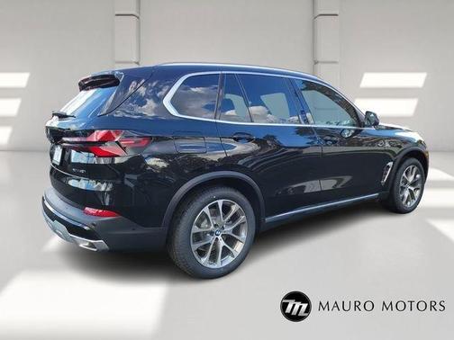 Black 2026 BMW X5 xDrive40i