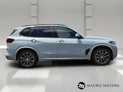 Gray 2026 BMW X5 xDrive40i