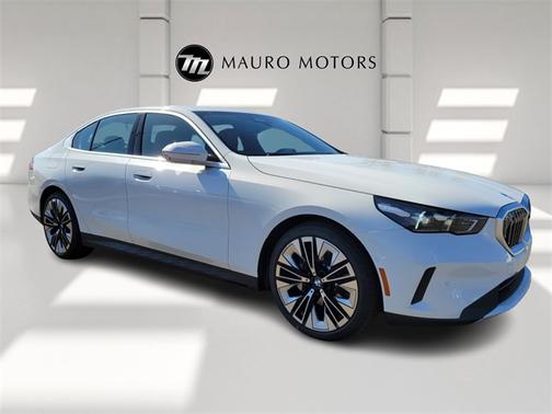 2024 BMW 530 530i xDrive