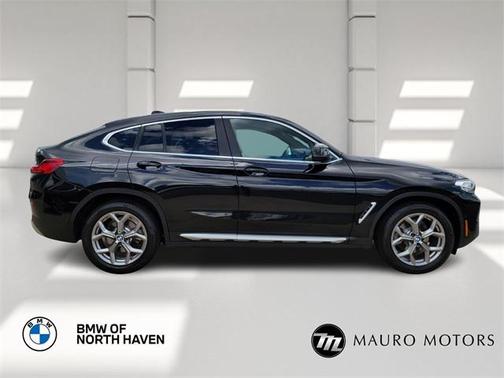 2024 BMW X4 xDrive30i