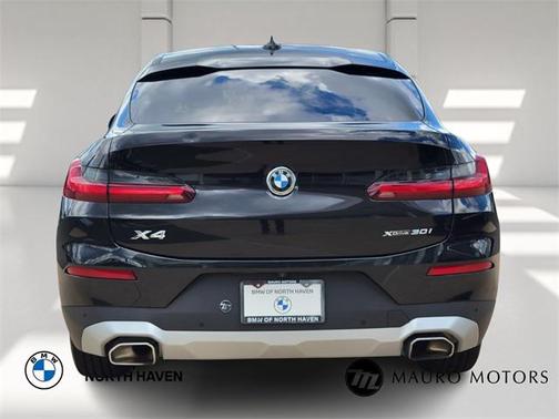 2024 BMW X4 xDrive30i