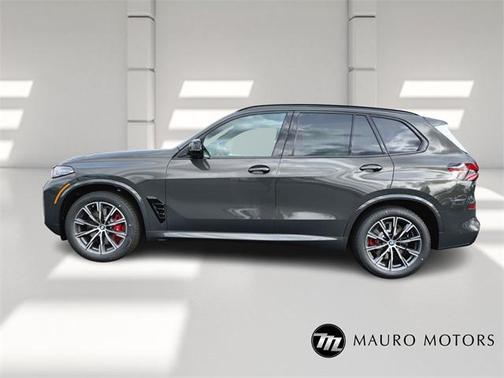 2026 BMW X5 M60i