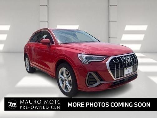 2022 Audi Q3 45 S line Premium Plus