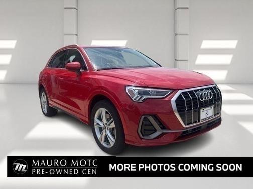 2022 Audi Q3 45 S line Premium Plus