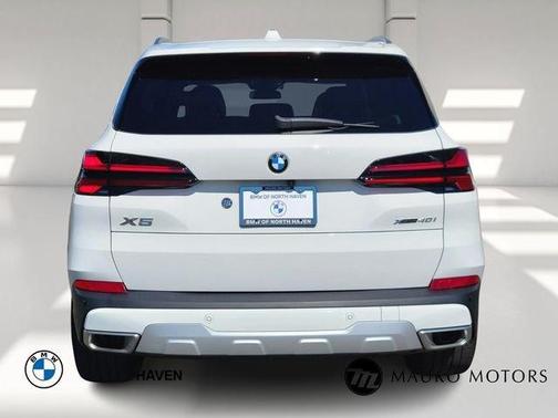 White 2024 BMW X5 xDrive40i
