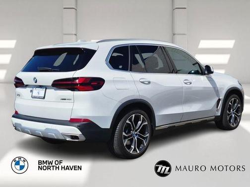 White 2024 BMW X5 xDrive40i