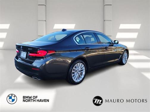2022 BMW 530 i xDrive