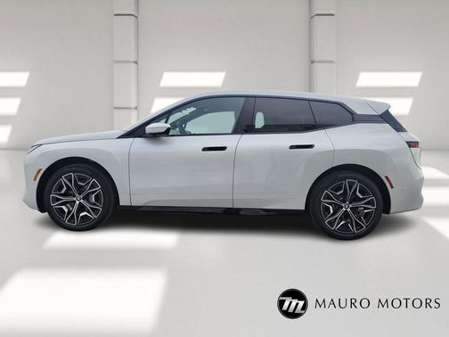 2026 BMW iX xDrive60