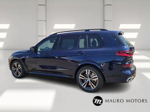 2026 BMW X7 M60i