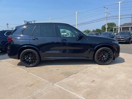 Black 2025 BMW X5 xDrive40i