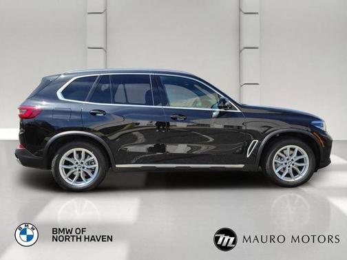 Black 2023 BMW X5 xDrive40i