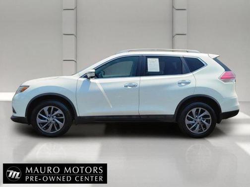 Pearl White 2016 Nissan Rogue SL