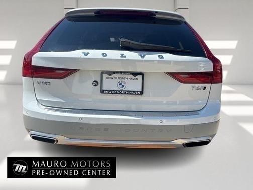2018 Volvo V90 Cross Country T6 Volvo Ocean Race