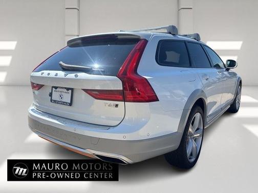 2018 Volvo V90 Cross Country T6 Volvo Ocean Race