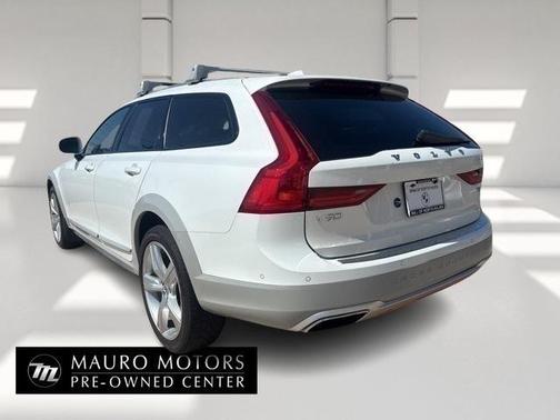 2018 Volvo V90 Cross Country T6 Volvo Ocean Race