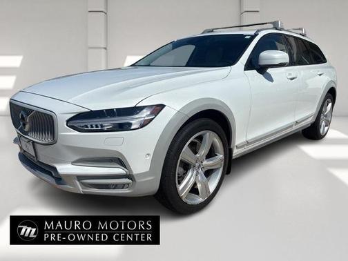 2018 Volvo V90 Cross Country T6 Volvo Ocean Race