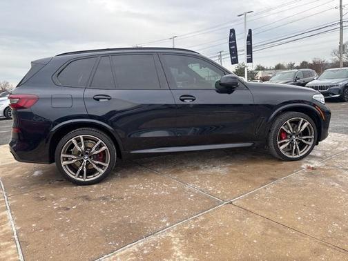 2022 BMW X5 M50i