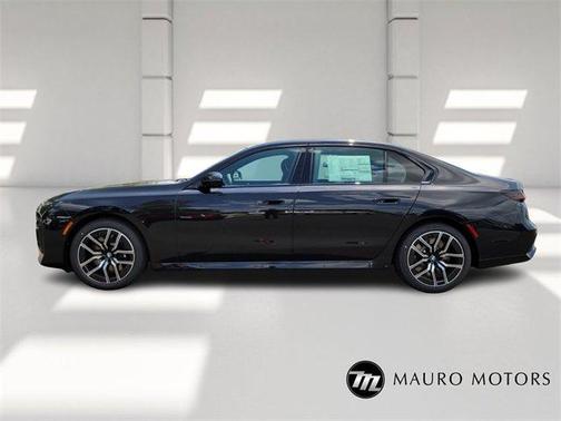 2025 BMW 760 i xDrive
