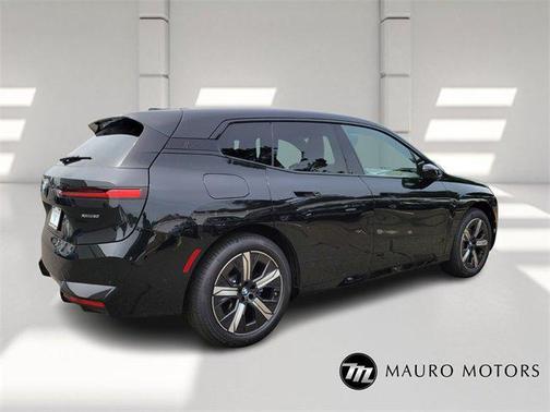 2026 BMW iX xDrive60