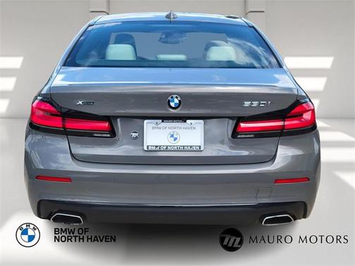 2022 BMW 530 i xDrive