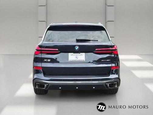 Black 2026 BMW X5 xDrive40i