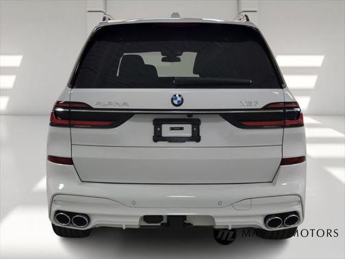 2025 BMW X7 ALPINA XB7