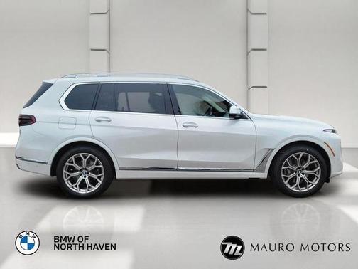 White 2024 BMW X7 xDrive40i