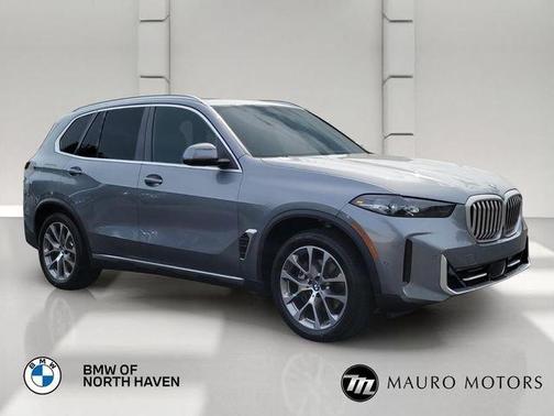 Gray 2024 BMW X5 xDrive40i