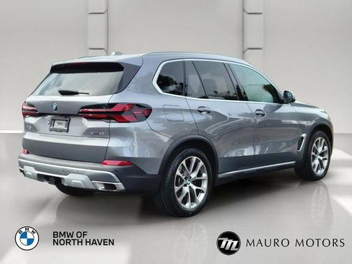 Gray 2024 BMW X5 xDrive40i