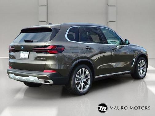 Green 2026 BMW X5 PHEV xDrive50e