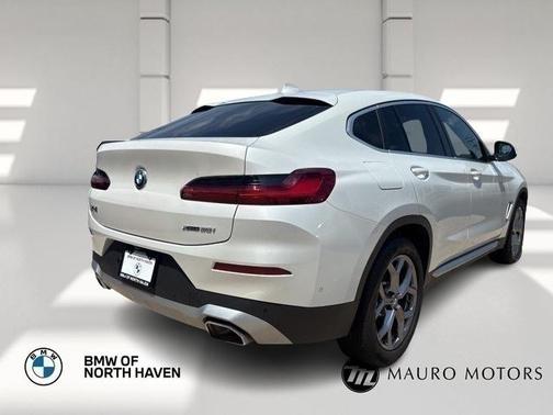 2024 BMW X4 xDrive30i